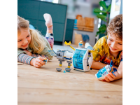 LEGO set 60349-1 Lunar Space Station - Image 9