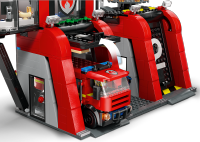 LEGO set 60414-1 Fire Station with Fire Truck - Image 5