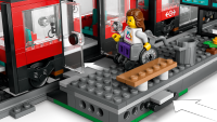 LEGO set 60423-1 Downtown Streetcar and Station - Image 7