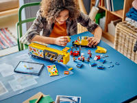 LEGO set 60440-1 Yellow Delivery Truck - Image 11