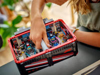 LEGO set 60444-1 F1 Garage & Mercedes-AMG & Alpine Cars - Image 10