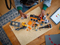 LEGO set 60467-1 Heavy-Duty Recovery Tow Truck with Crane - Image 11