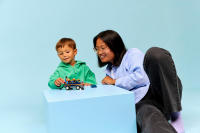 LEGO set 60491-1 Motorcycle Transporter - Image 9