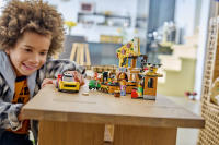 LEGO set 60496-1 Pizza Delivery Experience with Vehicles - Image 11