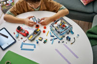 LEGO set 60497-1 Drive-Through Car Wash - Image 8
