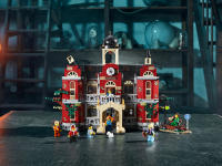 LEGO set 70425-1 Newbury Haunted High School - Image 10