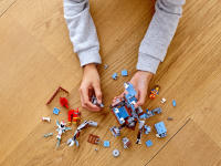 LEGO set 70842-1 Emmet's Triple-Decker Couch Mech - Image 8