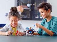 LEGO set 70842-1 Emmet's Triple-Decker Couch Mech - Image 9