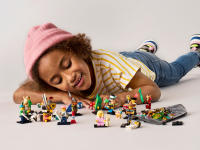 LEGO set 71027-9 Super Warrior - Image 4