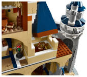 LEGO set 71040-1 Disney Castle - Image 14