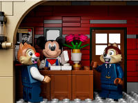 LEGO set 71044-1 Disney Train and Station - Image 16