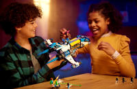 LEGO set 71460-1 Mr. Oz's Space Bus - Image 7