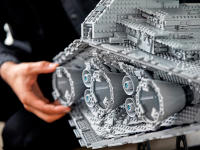 LEGO set 75252-1 Imperial Star Destroyer - Image 8