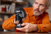 LEGO set 75415-1 Kylo Ren Helmet - Image 5