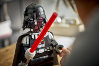 LEGO set 75461-1 Up-Scaled Darth Vader Minifigure - Image 8