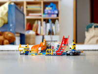 LEGO set 75546-1 Minions in Gru's Lab - Image 9