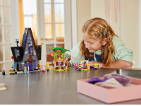 LEGO set 75583-1 Minions and Gru's Family Mansion - Image 8