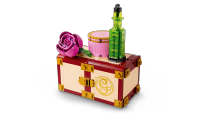 LEGO set 75683-1 Glinda & Elphaba's Dormitory - Image 6