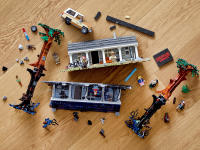 LEGO set 75810-1 The Upside Down - Image 8