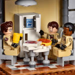 LEGO set 75827-1 Firehouse Headquarters - Image 5