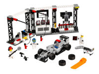 LEGO set 75911-1 McLaren Mercedes Pit Stop - Image 1
