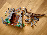 LEGO set 75936-1 Jurassic Park: T. rex Rampage - Image 11