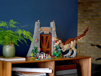 LEGO set 75936-1 Jurassic Park: T. rex Rampage - Image 29