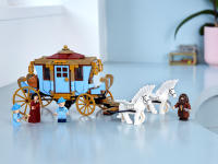 LEGO set 75958-1 Beauxbatons' Carriage: Arrival at Hogwarts - Image 3
