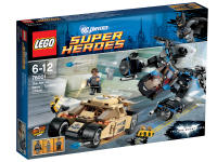 LEGO set 76001-1 The Bat vs. Bane: Tumbler Chase - Image 2