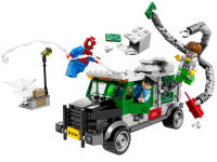 LEGO set 76015-1 Doc Ock Truck Heist - Image 1
