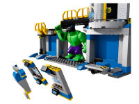 LEGO set 76018-1 Hulk Lab Smash - Image 3