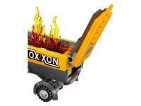 LEGO set 76067-1 Tanker Truck Takedown - Image 7