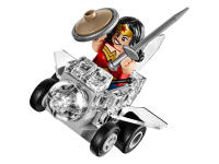 LEGO set 76070-1 Mighty Micros: Wonder Woman vs. Doomsday - Image 3