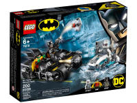 LEGO set 76118-1 Mr. Freeze Batcycle Battle - Image 2