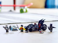 LEGO set 76118-1 Mr. Freeze Batcycle Battle - Image 10