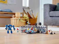 LEGO set 76125-1 Iron Man Hall of Armor - Image 3