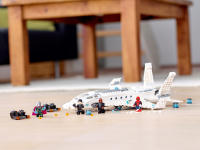 LEGO set 76130-1 Stark Jet and the Drone Attack - Image 8