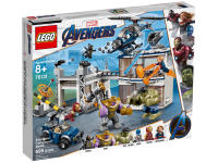 LEGO set 76131-1 Avengers Compound Battle - Image 2