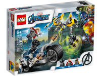 LEGO set 76142-1 Avengers Speeder Bike Attack - Image 2
