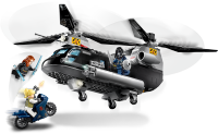 LEGO set 76162-1 Black Widow's Helicopter Chase - Image 6
