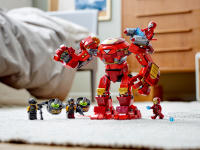 LEGO set 76164-1 Iron Man Hulkbuster versus A.I.M. Agent - Image 3