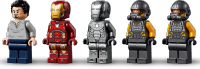LEGO set 76167-1 Iron Man Armory - Image 3