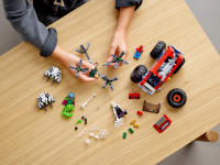 LEGO set 76174-1 Spider-Man's Monster Truck vs. Mysterio - Image 10