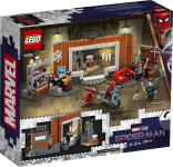 LEGO set 76185-1 Spider-Man at the Sanctum Workshop - Image 3