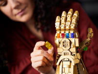 LEGO set 76191-1 Infinity Gauntlet - Image 5