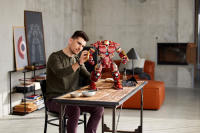 LEGO set 76210-1 Hulkbuster - Image 4