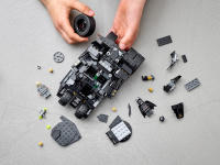 LEGO set 76239-1 Batmobile Tumbler: Scarecrow Showdown - Image 12