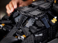LEGO set 76240-1 Batmobile Tumbler - Image 3