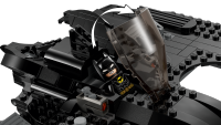 LEGO set 76265-1 Batwing: Batman vs. The Joker - Image 5