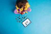 LEGO set 76287-1 Iron Man with Bike and The Hulk - Image 8